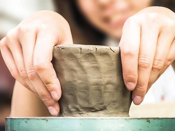 ■【滋賀県】\秋のワクワク詰めこみ旅/紅葉×体験×グルメぜ〜んぶ満喫♪滋賀の映える紅葉スポット<百済寺>&<教林坊ライトアップ>
手廻しロクロ陶芸体験&ラ・コリーナ近江八幡でお買い物★3